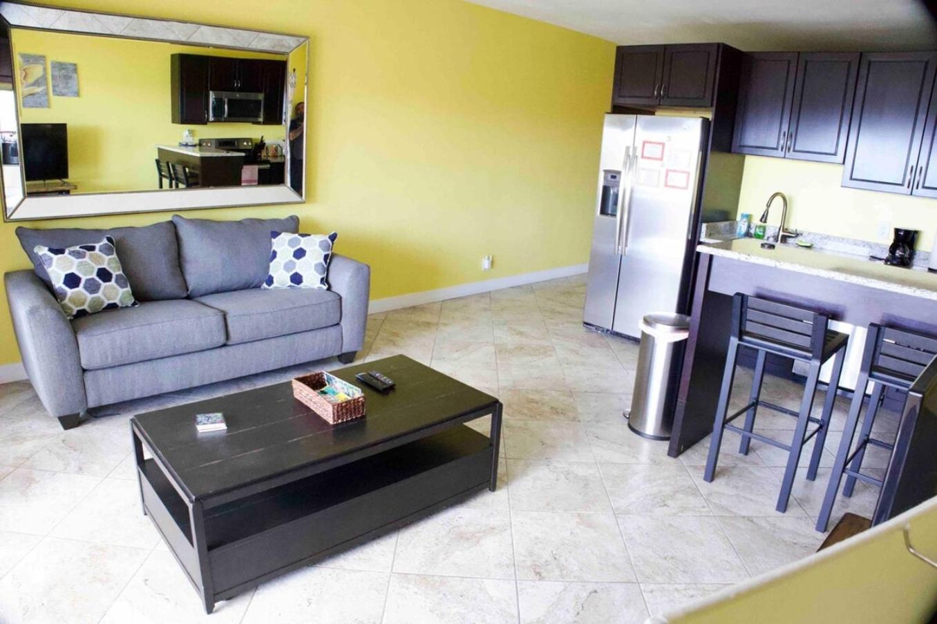 Couples Getaway 1Bed 1Bath Condo In Red Hook Nazareth Exterior photo
