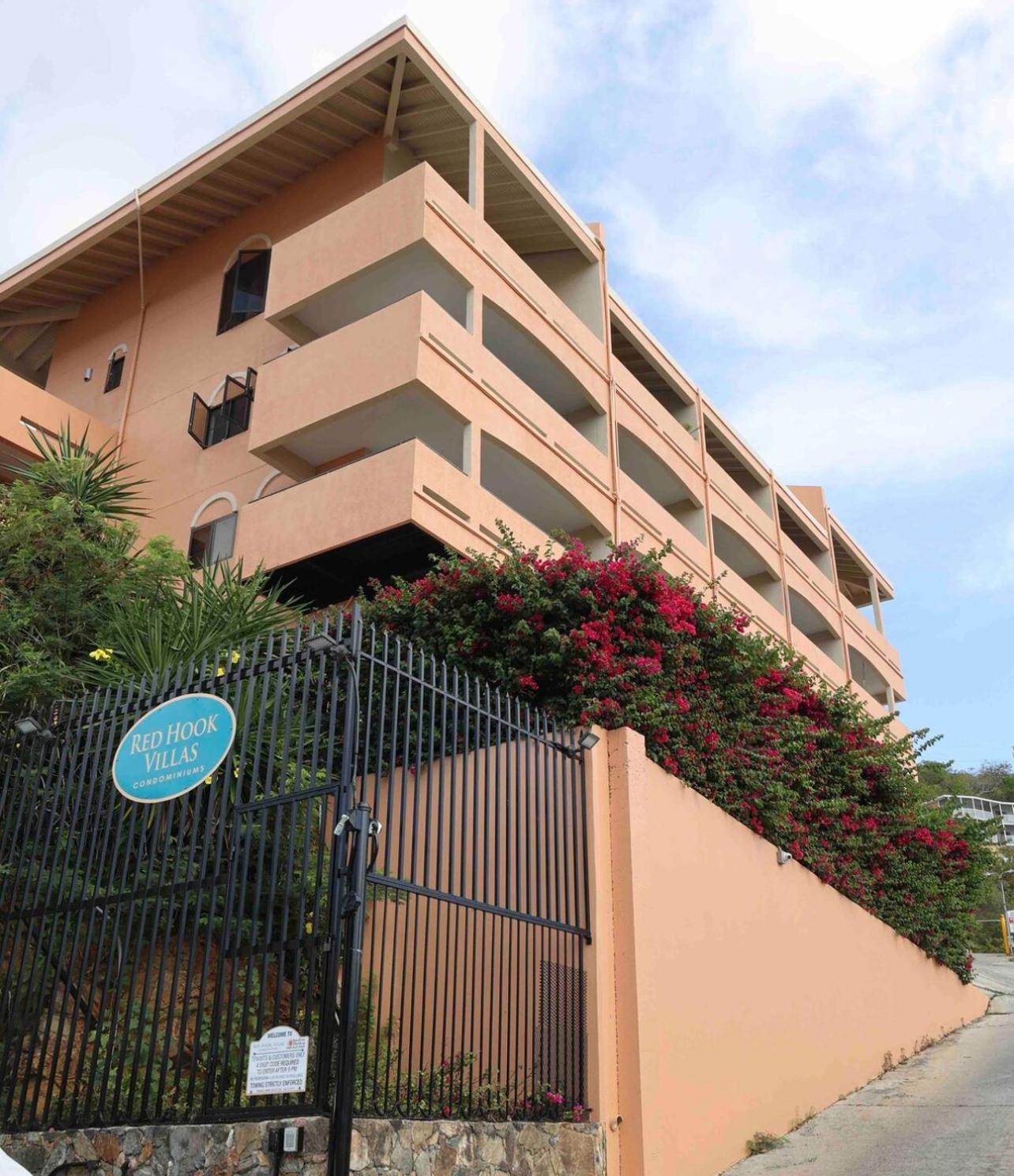 Couples Getaway 1Bed 1Bath Condo In Red Hook Nazareth Exterior photo
